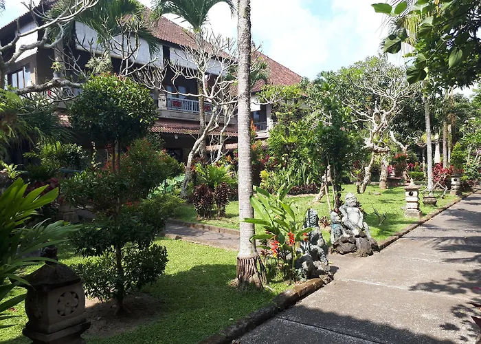 Cendana & By Mahaputra 3*