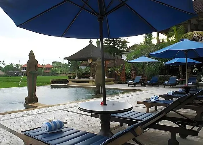 Cendana & By Mahaputra 3*