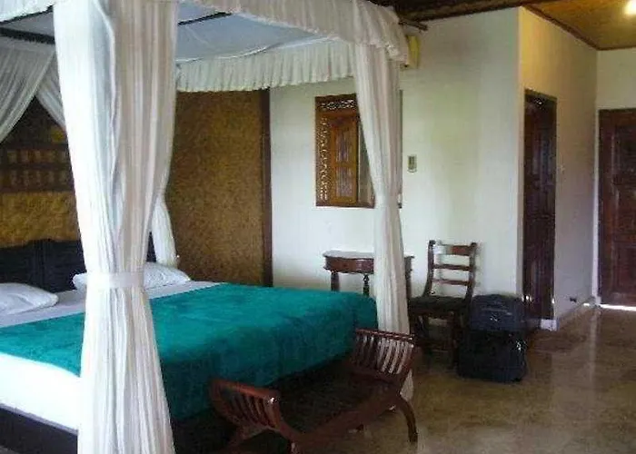 Hotel Cendana & By Mahaputra