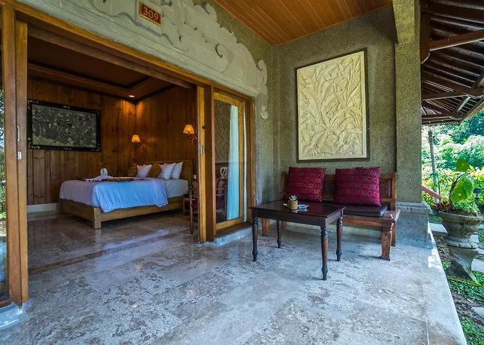 Cendana & By Mahaputra 3*
